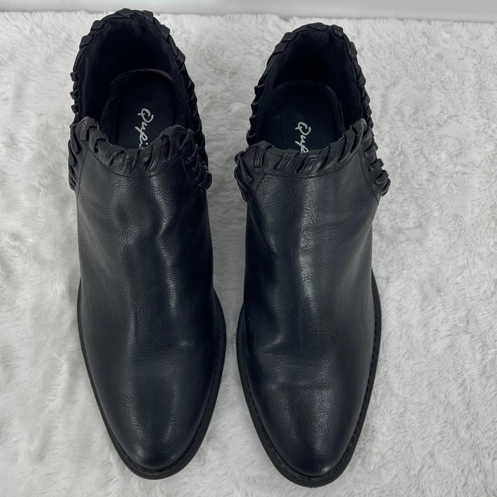 QUPID BLACK FAUX LEATHER ANKLE BOOTS/BOOTIES - Picture 3 of 9